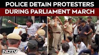 Jantar Mantar Protest | Police Detain CJP Protestors At Sansad Marg On Way To Parliament