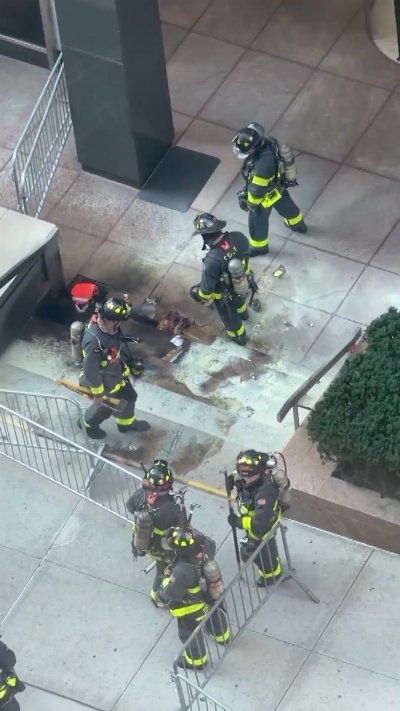 Army veteran sets fire outside ICE offices in NYC