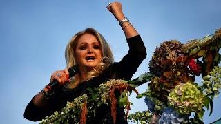 Singer Suzi Quatro says Bonnie Tyler's voice will 'live on'