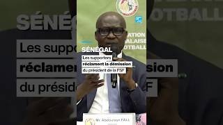 Au Sénégal, les supporters réclament la démission du président de la FSF • FRANCE 24