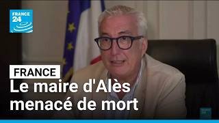 France : menacé par la DZ Mafia, le maire d'Alès exfiltré de son domicile • FRANCE 24