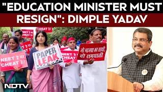 Jantar Mantar March  | Dimple Yadav Leads March, Vows to Raise NEET Paper Leak In Parliament