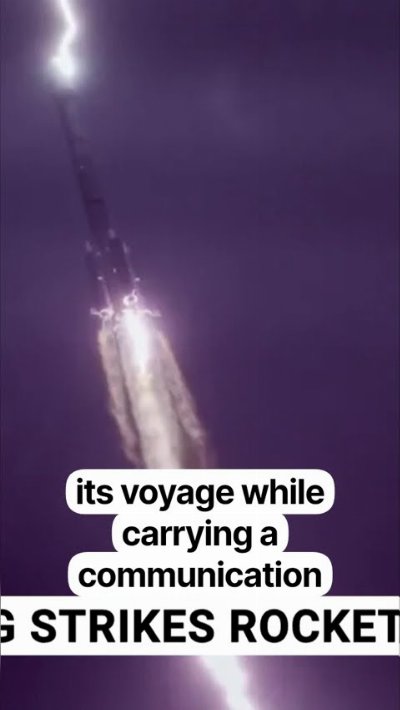 Lightning strikes Chinese rocket just seconds after launch