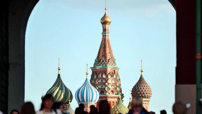 Moscow BURNS Again… Russian Air Defenses Completely FAIL