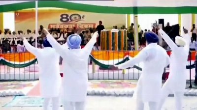Elderly People Made to Dance as Knee-Replacement Patients Viral Independence Day Tableau Sparks Political Row in Punjab