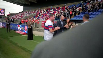 Kate & William surprise Kevin Sinfield at Leeds Rhinos