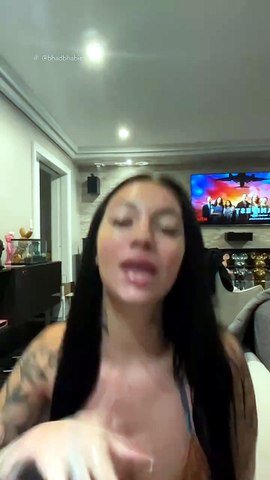 Bhad Bhabie Cries For Help 💔