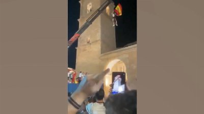 Spain celebrations go wild