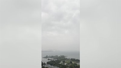 Lightning Strikes Cn Tower During Severe Thunderstorm in Toronto